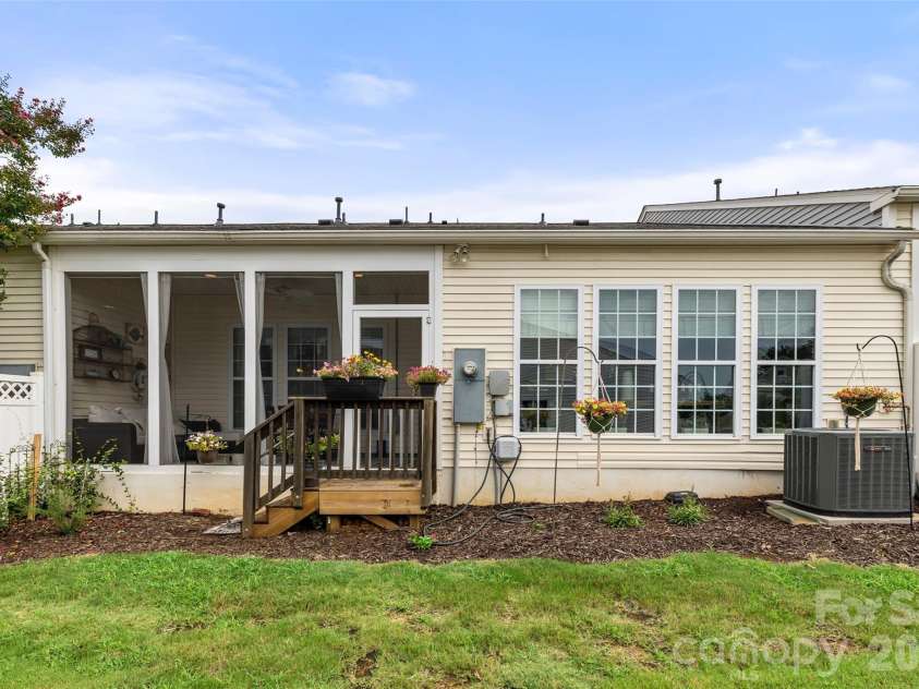6529 Carolina Commons Drive, Indian Land, SC 29707.  MLS# CAR4412002, YatesRealty ID 44357. 