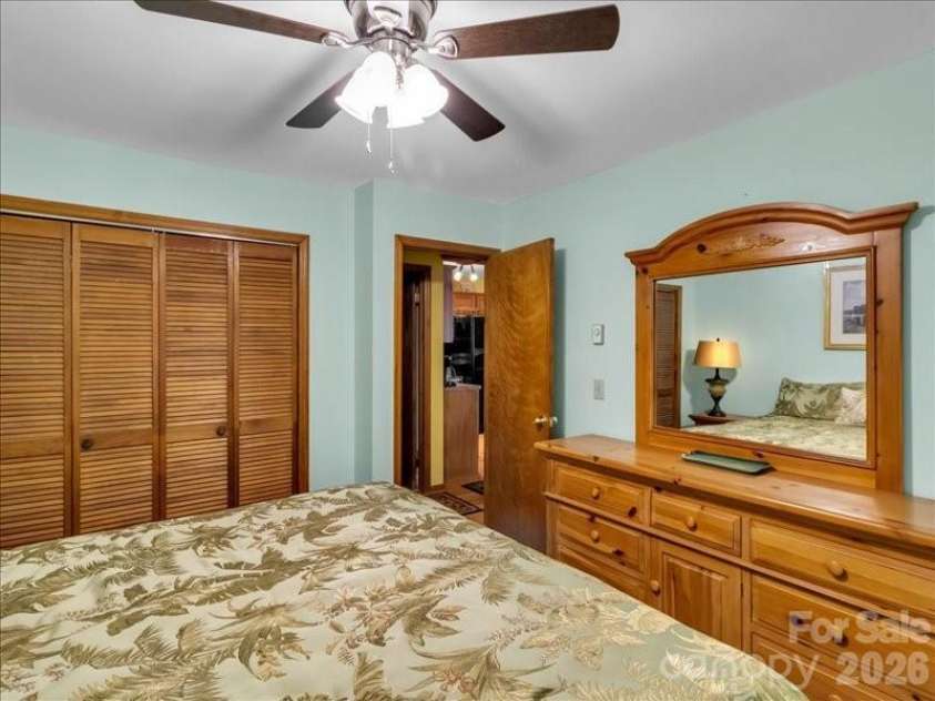 49 Lisa Lane, Maggie Valley, NC 28751.  MLS# CAR4414309, YatesRealty ID 44358. 