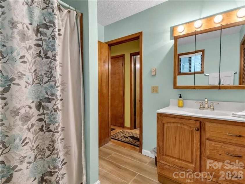 49 Lisa Lane, Maggie Valley, NC 28751.  MLS# CAR4414309, YatesRealty ID 44358. 