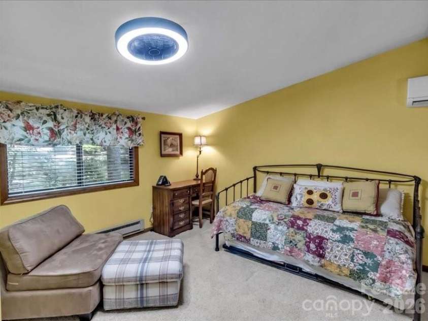 49 Lisa Lane, Maggie Valley, NC 28751.  MLS# CAR4414309, YatesRealty ID 44358. 