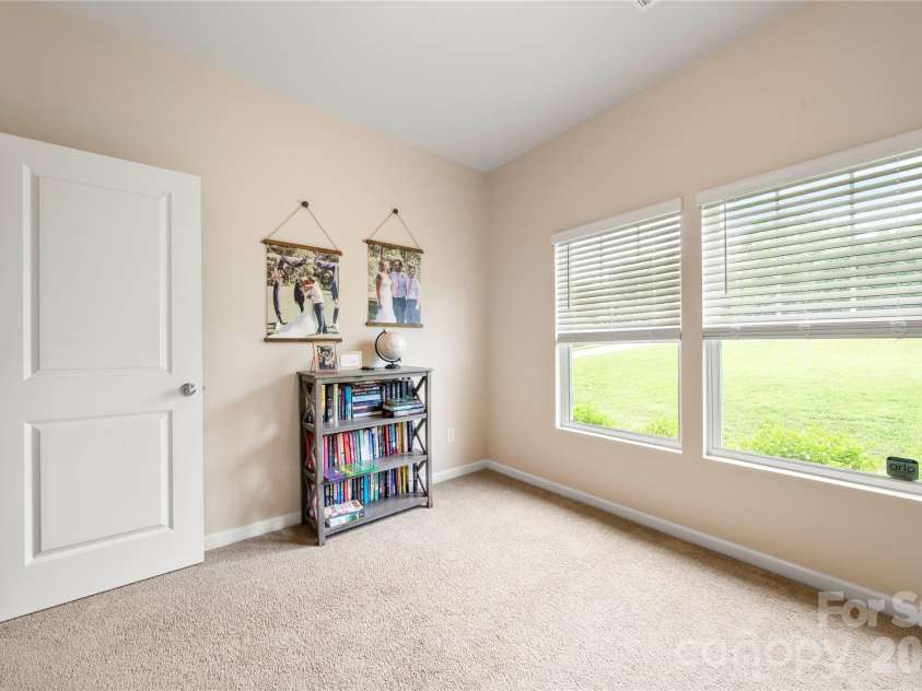 3229 Creek Bend Court, Sherrills Ford, NC 28673.  MLS# CAR4411324, YatesRealty ID 44361. 