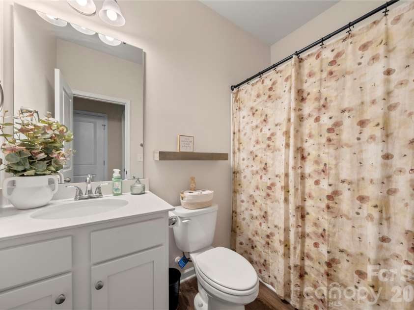 3229 Creek Bend Court, Sherrills Ford, NC 28673.  MLS# CAR4411324, YatesRealty ID 44361. 