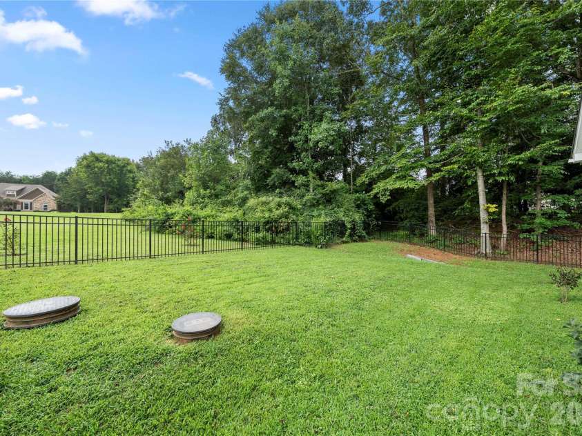 3229 Creek Bend Court, Sherrills Ford, NC 28673.  MLS# CAR4411324, YatesRealty ID 44361. 