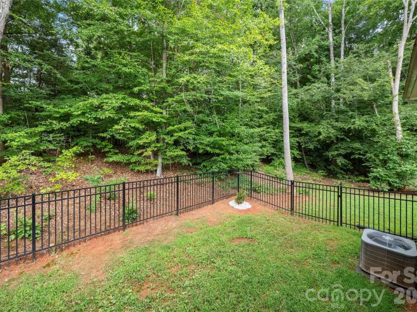 3229 Creek Bend Court, Sherrills Ford, NC 28673.  MLS# CAR4411324, YatesRealty ID 44361. 