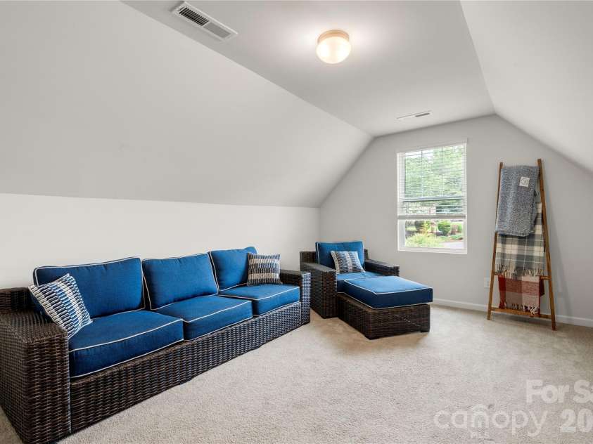 3229 Creek Bend Court, Sherrills Ford, NC 28673.  MLS# CAR4411324, YatesRealty ID 44361. Upper level bonus room