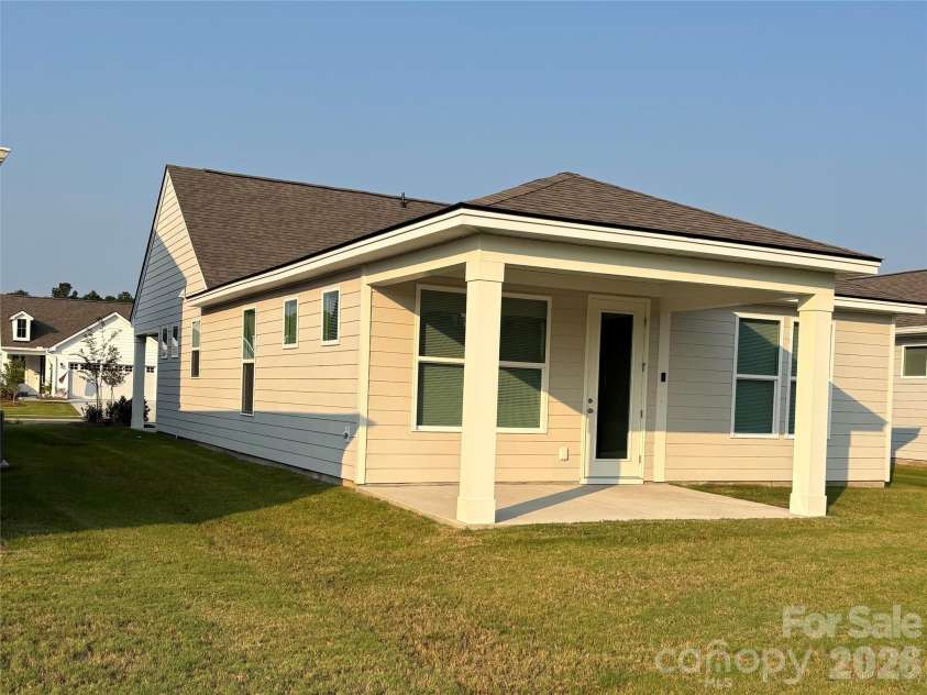 522 Aurora Way, Bluffton, SC 29909.  MLS# CAR4414750, YatesRealty ID 44362. 