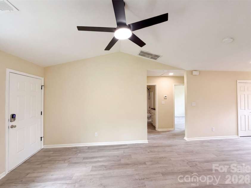 605 Highway 161 Highway, Bessemer City, NC 28016.  MLS# CAR4413816, YatesRealty ID 44363. 