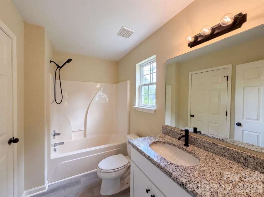 605 Highway 161 Highway, Bessemer City, NC 28016.  MLS# CAR4413816, YatesRealty ID 44363. 