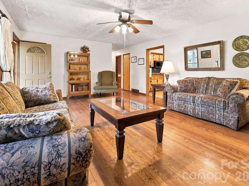 28 R and K Drive, Waynesville, NC 28786.  MLS# CAR4414029, YatesRealty ID 44364. 