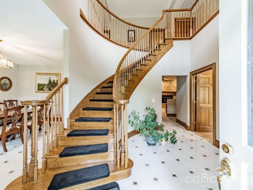 624 Springbrook Avenue, Concord, NC 28025.  MLS# CAR4413210, YatesRealty ID 44368. 