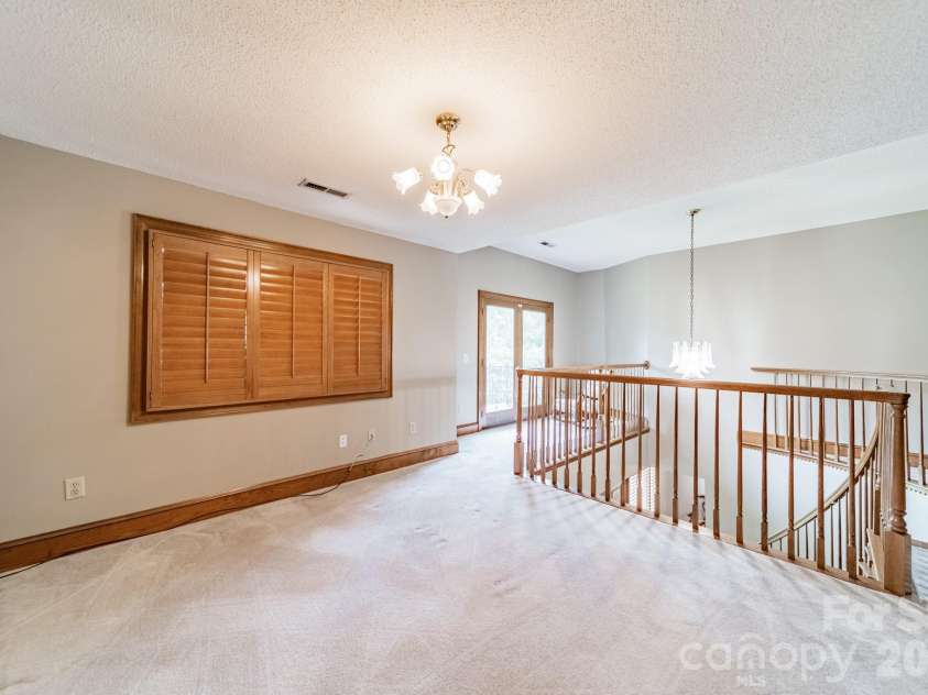 624 Springbrook Avenue, Concord, NC 28025.  MLS# CAR4413210, YatesRealty ID 44368. 
