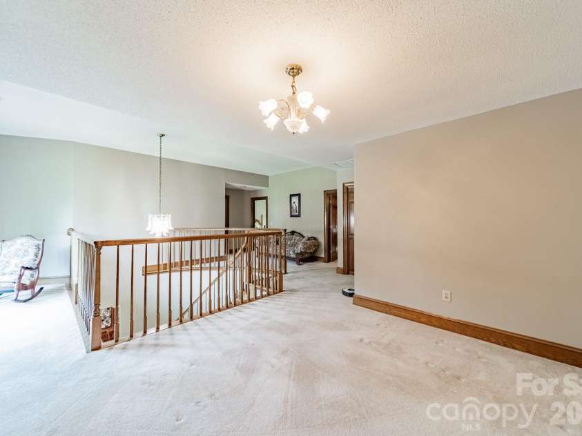 624 Springbrook Avenue, Concord, NC 28025.  MLS# CAR4413210, YatesRealty ID 44368. 