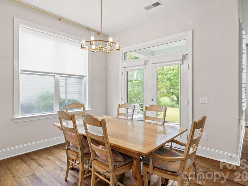 17232 Coves Edge Lane, Charlotte, NC 28278.  MLS# CAR4414653, YatesRealty ID 44369. 