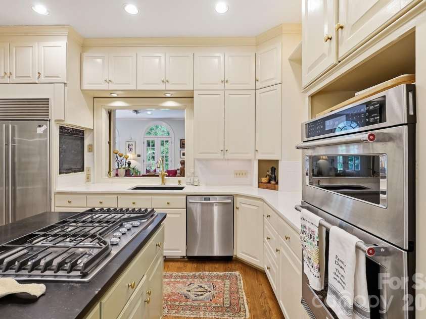 931 Myrtle Drive, Rock Hill, SC 29730.  MLS# CAR4408560, YatesRealty ID 44372. 