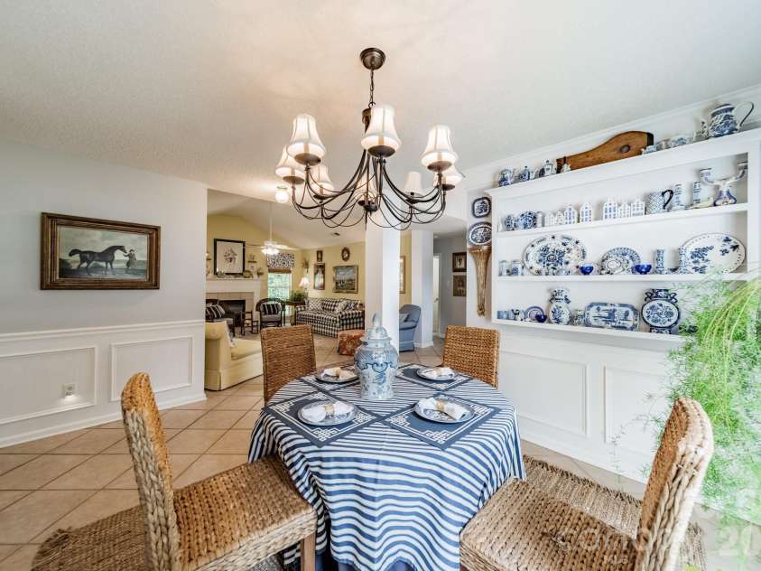 4956 Bentridge Drive, Concord, NC 28027.  MLS# CAR4414625, YatesRealty ID 44374. 