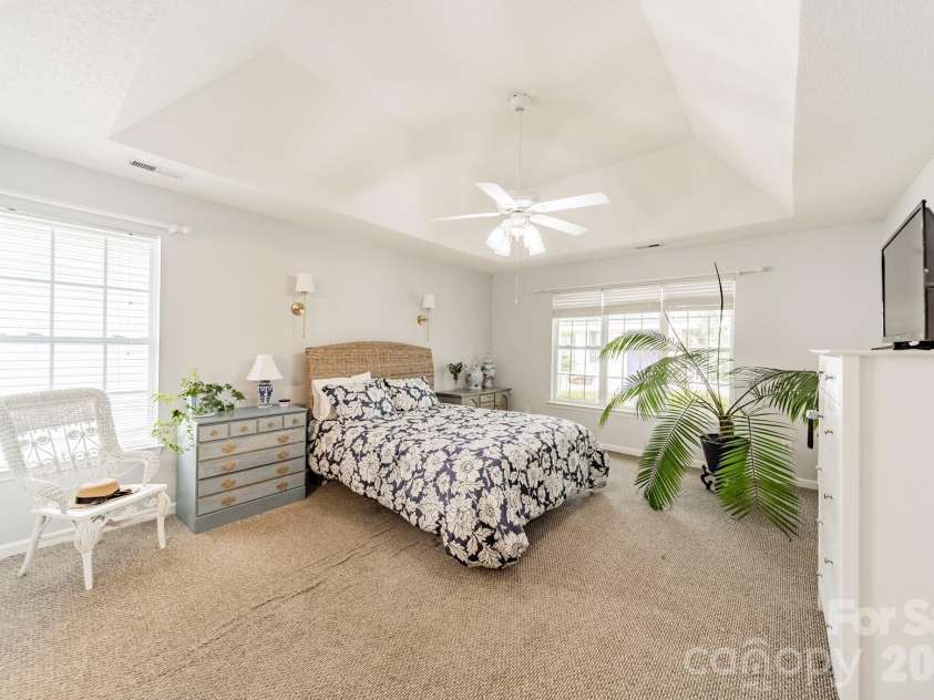 4956 Bentridge Drive, Concord, NC 28027.  MLS# CAR4414625, YatesRealty ID 44374. 