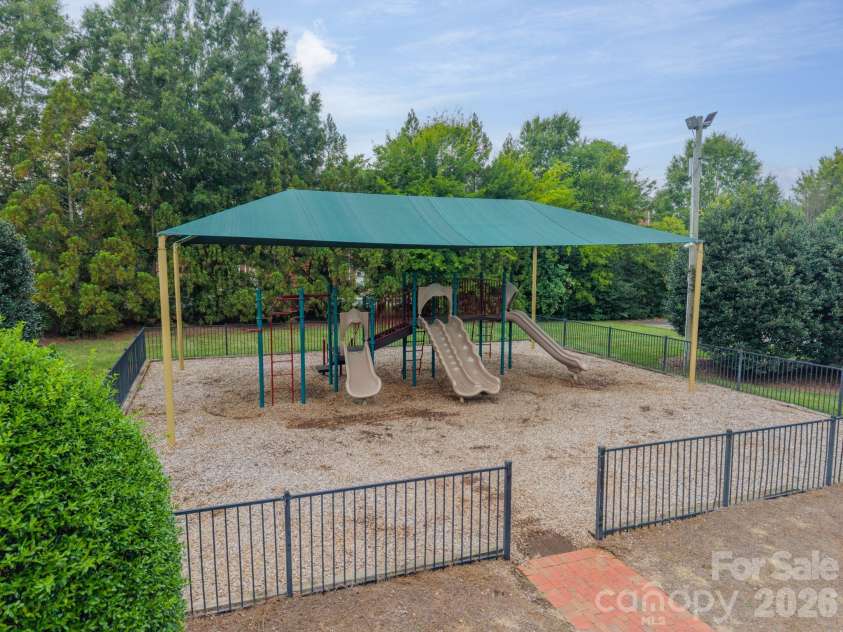 4956 Bentridge Drive, Concord, NC 28027.  MLS# CAR4414625, YatesRealty ID 44374. 