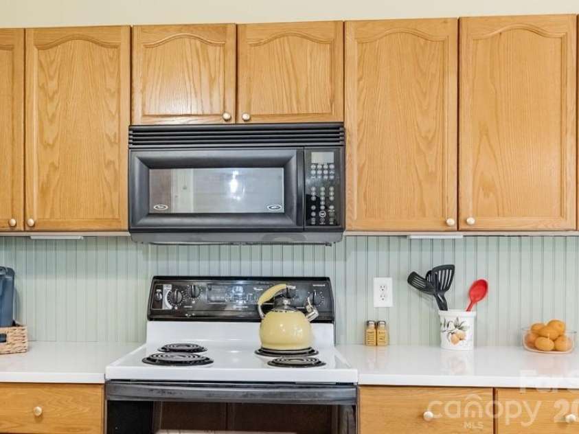 4956 Bentridge Drive, Concord, NC 28027.  MLS# CAR4414625, YatesRealty ID 44374. 
