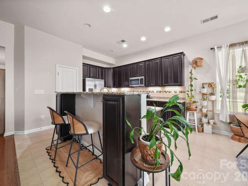 3018 Robusta Court, Gastonia, NC 28056.  MLS# CAR4413055, YatesRealty ID 44375. 