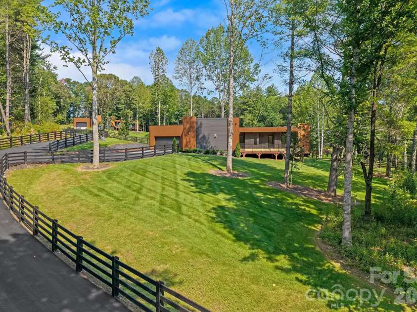 78 Manchester Way, Mills River, NC 28759.  MLS# CAR4395174, YatesRealty ID 44379. 
