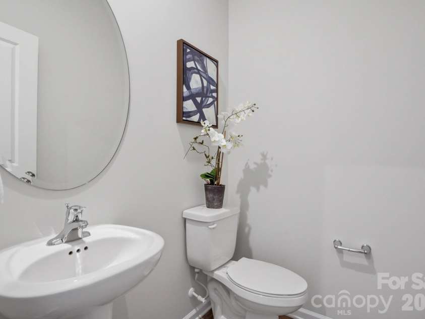 1427 Honey Trail Trail, Monroe, NC 28112.  MLS# CAR4344638, YatesRealty ID 4438. Powder room