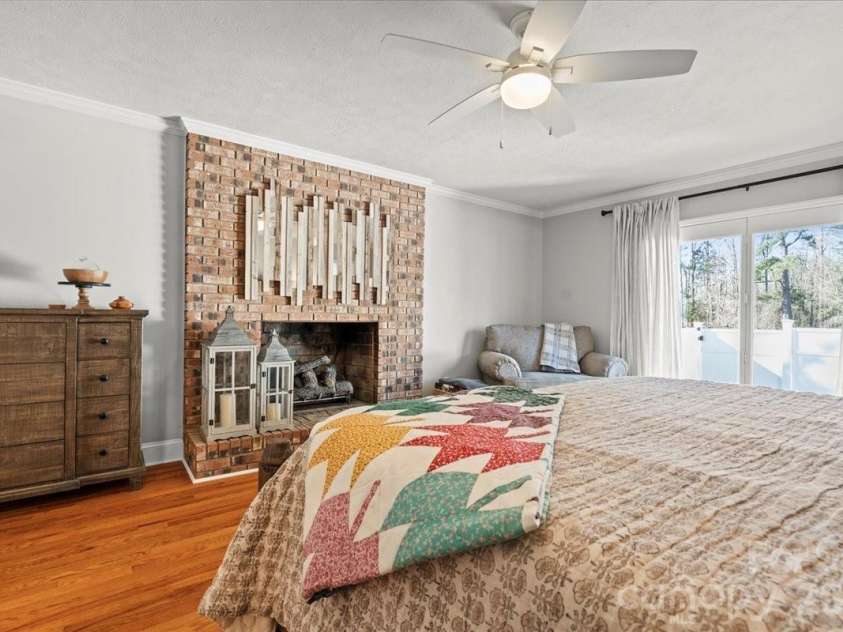 313 Pigg Street, Pageland, SC 29728.  MLS# CAR4338210, YatesRealty ID 4438. 