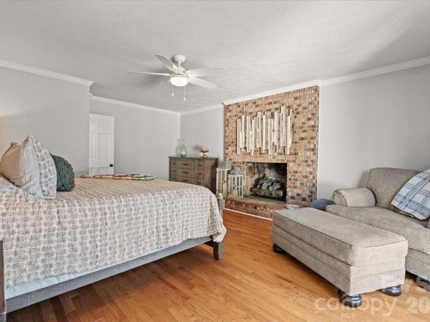 313 Pigg Street, Pageland, SC 29728.  MLS# CAR4338210, YatesRealty ID 4438. 