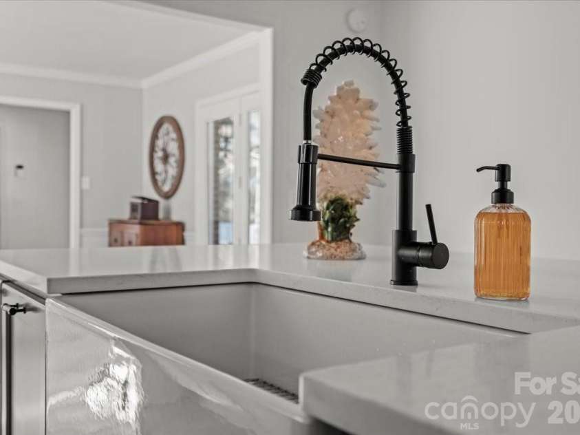 313 Pigg Street, Pageland, SC 29728.  MLS# CAR4338210, YatesRealty ID 4438. 