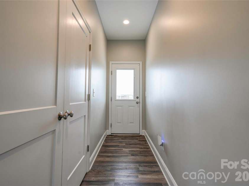1041 Cleveland Avenue, Grover, NC 28073.  MLS# CAR4413992, YatesRealty ID 44381. Hallway