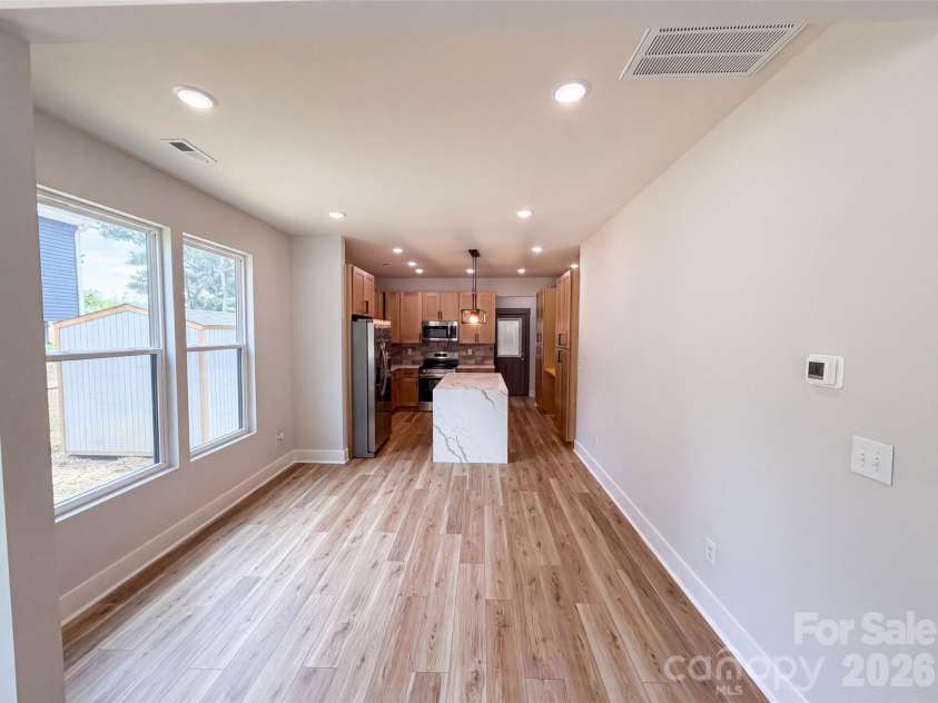 490 22nd Street, Kannapolis, NC 28083.  MLS# CAR4411033, YatesRealty ID 44382. 