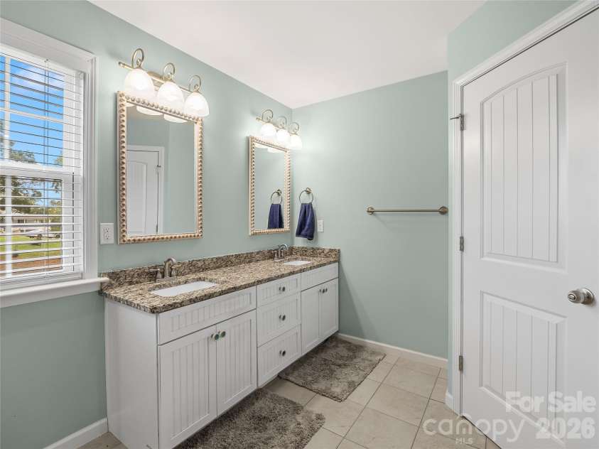 105 Michelle Drive, Chesnee, SC 29323.  MLS# CAR4414355, YatesRealty ID 44383. 