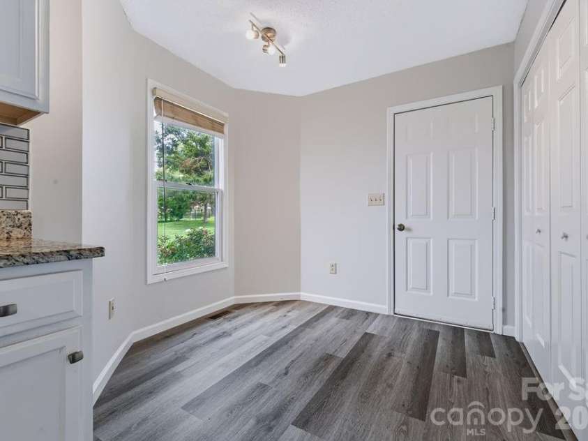 5139 Butner Drive, Hickory, NC 28602.  MLS# CAR4414648, YatesRealty ID 44384. 