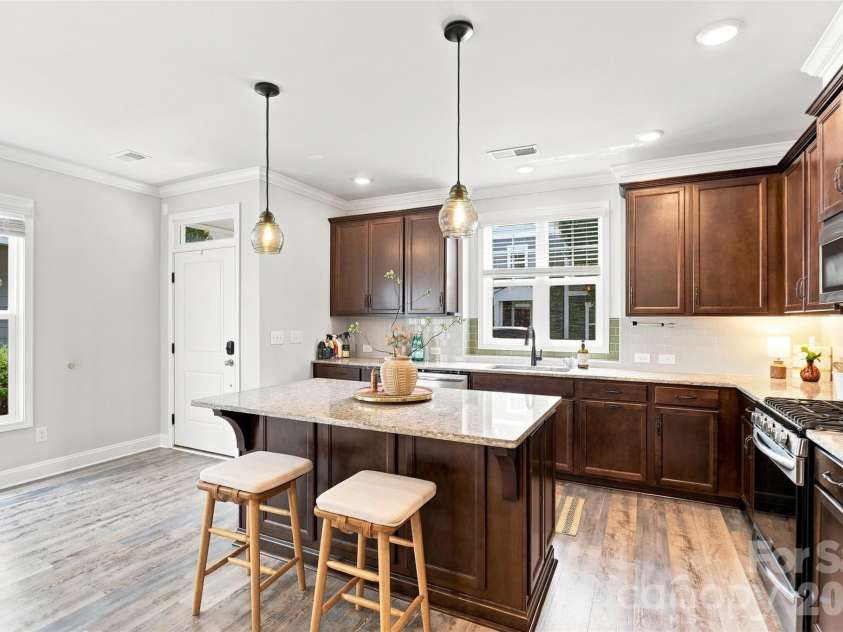 1004 Lyndon Station Drive, Pineville, NC 28134.  MLS# CAR4404162, YatesRealty ID 44386. 