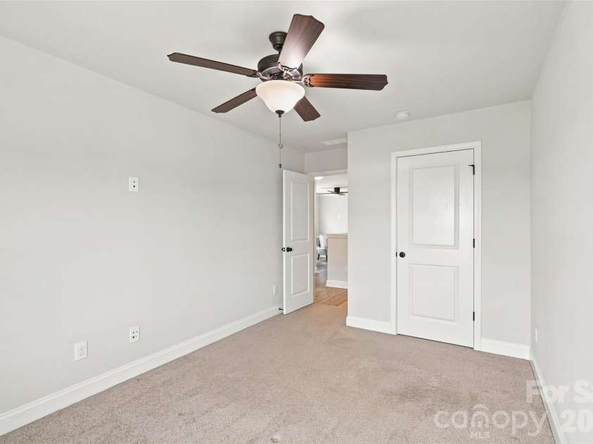 1004 Lyndon Station Drive, Pineville, NC 28134.  MLS# CAR4404162, YatesRealty ID 44386. 
