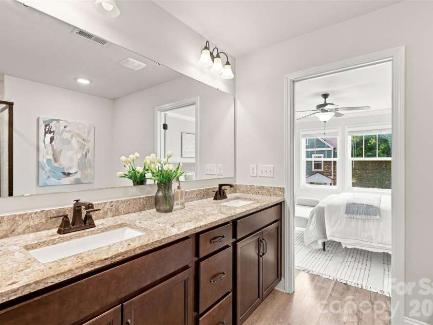 1004 Lyndon Station Drive, Pineville, NC 28134.  MLS# CAR4404162, YatesRealty ID 44386. 
