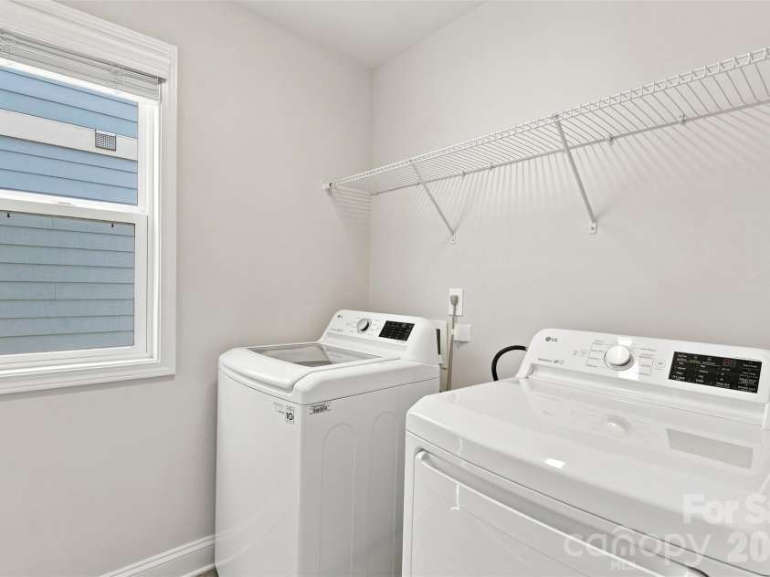1004 Lyndon Station Drive, Pineville, NC 28134.  MLS# CAR4404162, YatesRealty ID 44386. 