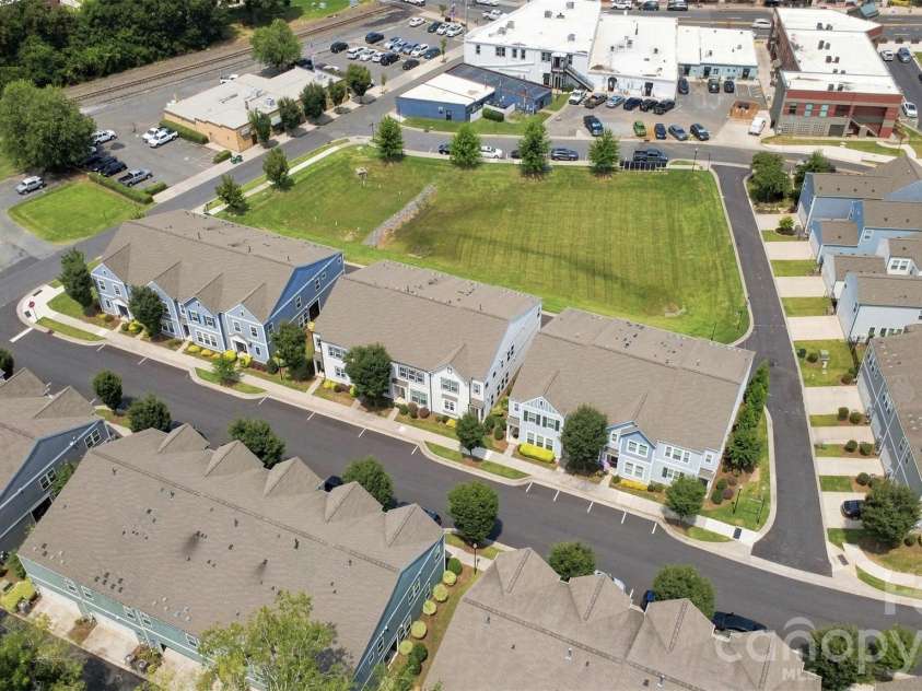 1004 Lyndon Station Drive, Pineville, NC 28134.  MLS# CAR4404162, YatesRealty ID 44386. 