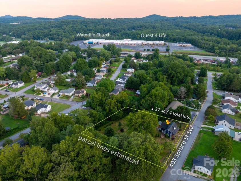 403 Spruce Street, Lenoir, NC 28645.  MLS# CAR4412597, YatesRealty ID 44388. 
