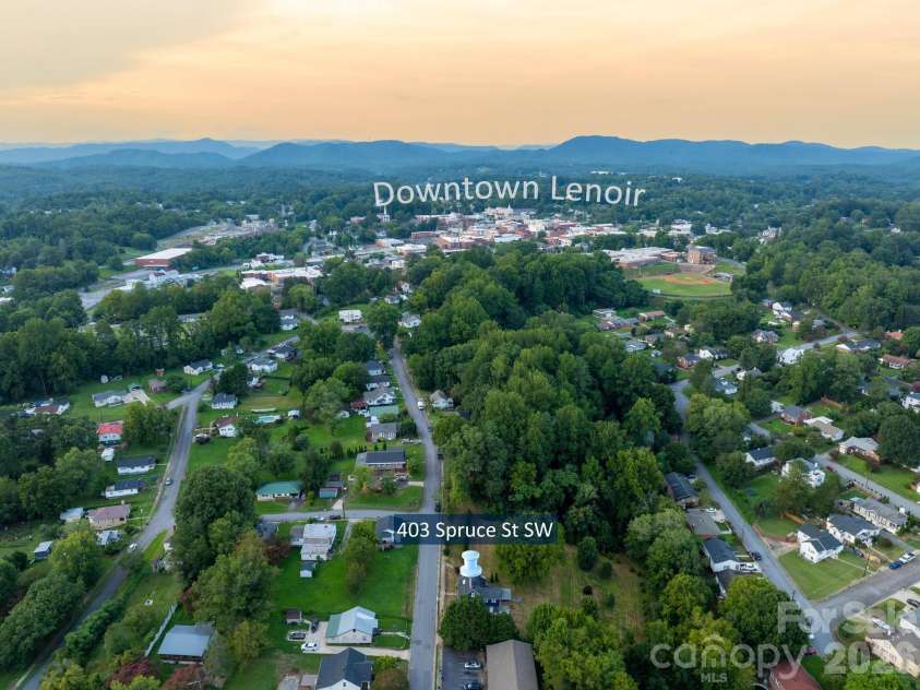 403 Spruce Street, Lenoir, NC 28645.  MLS# CAR4412597, YatesRealty ID 44388. 