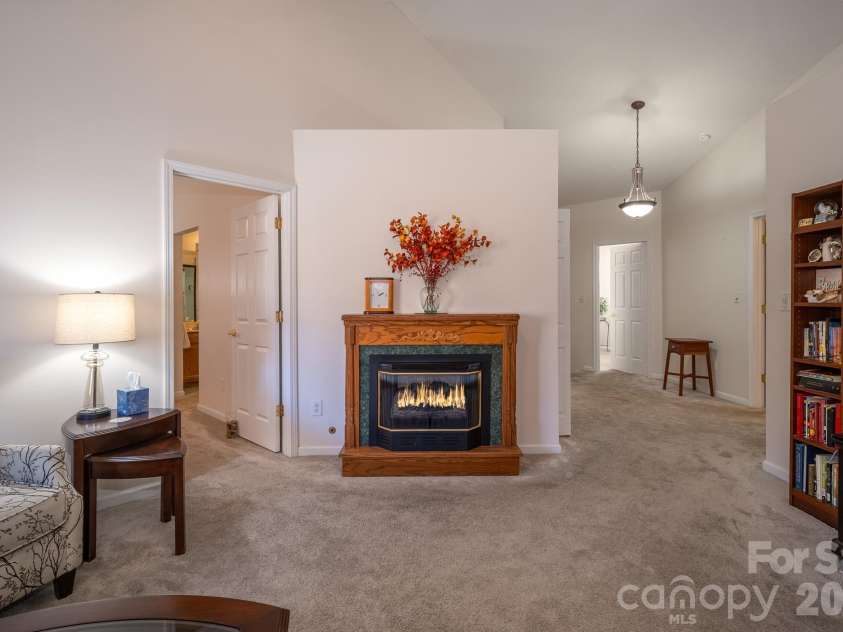 131 Ewarts Pond Road, Hendersonville, NC 28739.  MLS# CAR4337431, YatesRealty ID 4439. 