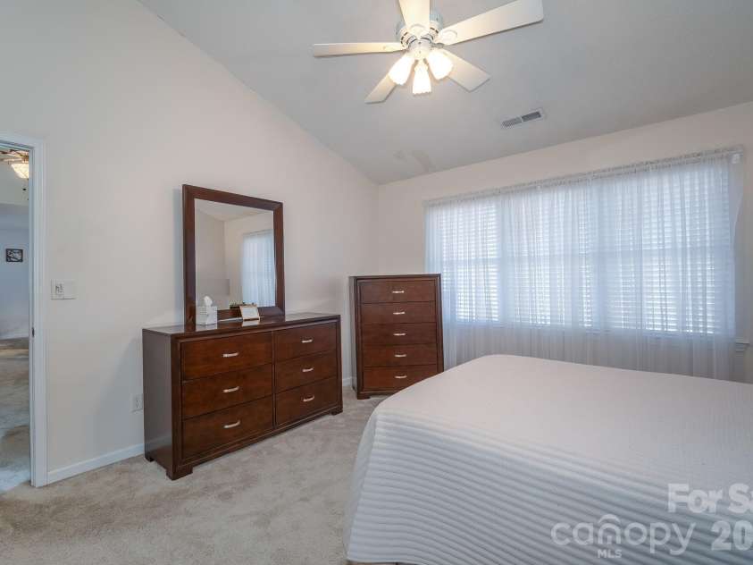131 Ewarts Pond Road, Hendersonville, NC 28739.  MLS# CAR4337431, YatesRealty ID 4439. 