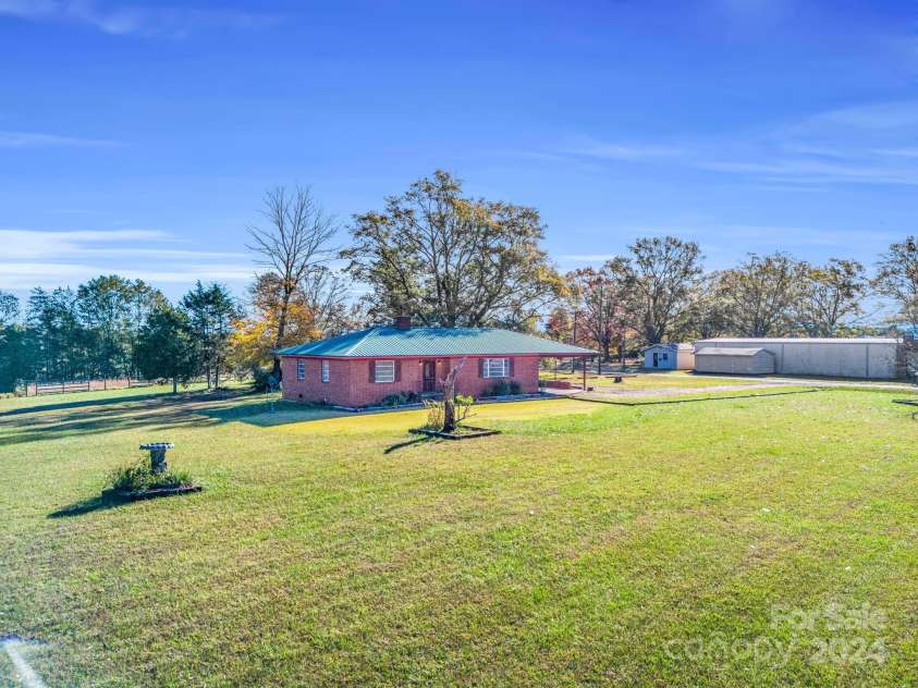 301 Doggett Road, Forest City, NC 28043.  MLS# CAR4179204, YatesRealty ID 4439. 