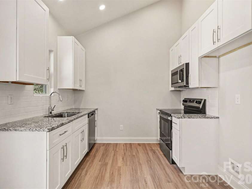 606 Lasalle Street, Monroe, NC 28110.  MLS# CAR4341114, YatesRealty ID 4439. 