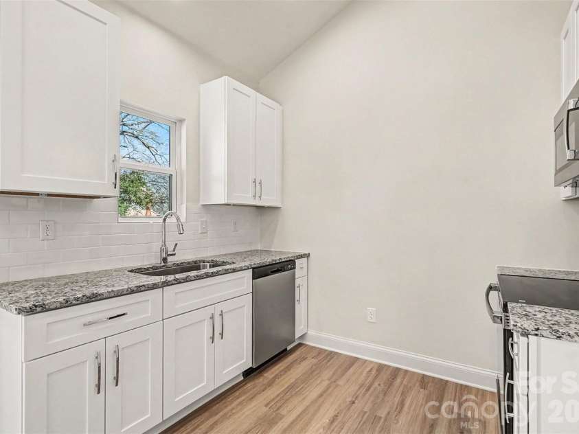 606 Lasalle Street, Monroe, NC 28110.  MLS# CAR4341114, YatesRealty ID 4439. 