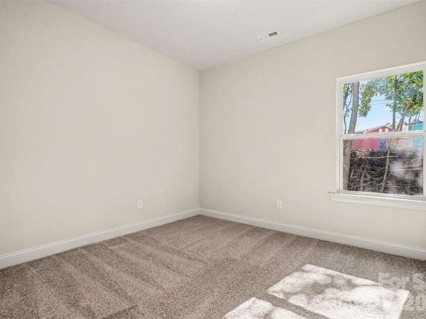 606 Lasalle Street, Monroe, NC 28110.  MLS# CAR4341114, YatesRealty ID 4439. 