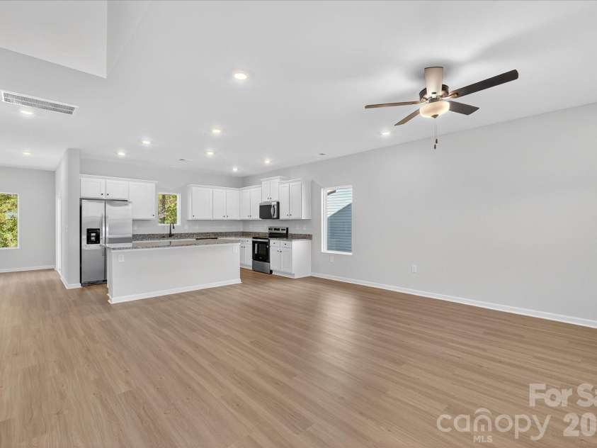 3658 Clover Valley Drive, Gastonia, NC 28052.  MLS# CAR4414797, YatesRealty ID 44390. 