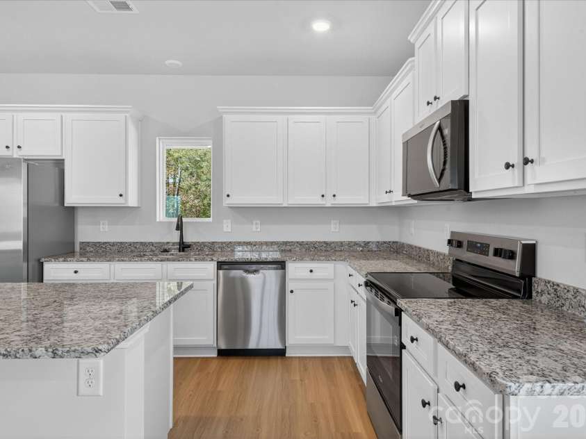 3658 Clover Valley Drive, Gastonia, NC 28052.  MLS# CAR4414797, YatesRealty ID 44390. 
