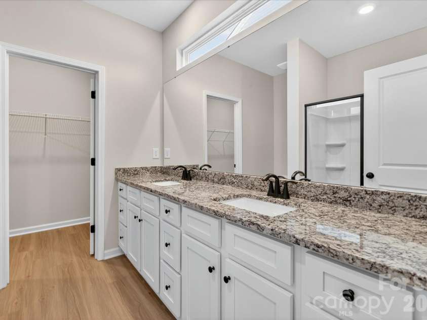 3658 Clover Valley Drive, Gastonia, NC 28052.  MLS# CAR4414797, YatesRealty ID 44390. 
