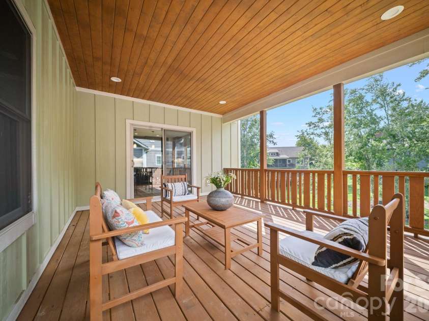 58 Pinedale Road, Asheville, NC 28805.  MLS# CAR4414044, YatesRealty ID 44394. 