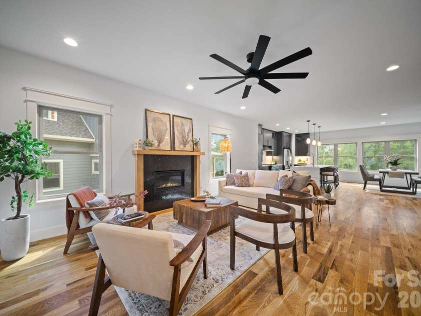 58 Pinedale Road, Asheville, NC 28805.  MLS# CAR4414044, YatesRealty ID 44394. 
